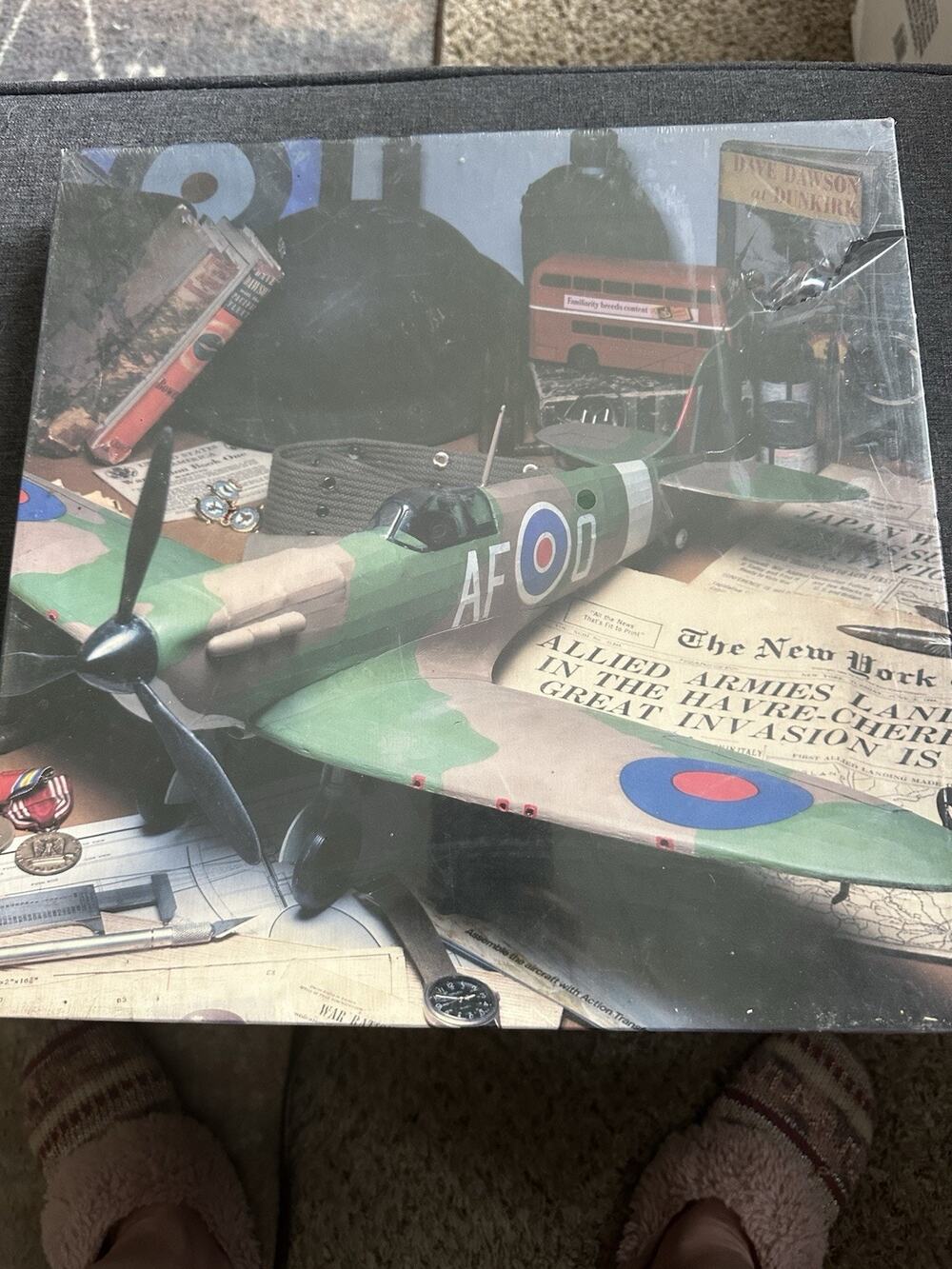 Vintage Warren WWII RAF Fighter Plane Puzzle 550 Pc Sealed Model Memorabilia